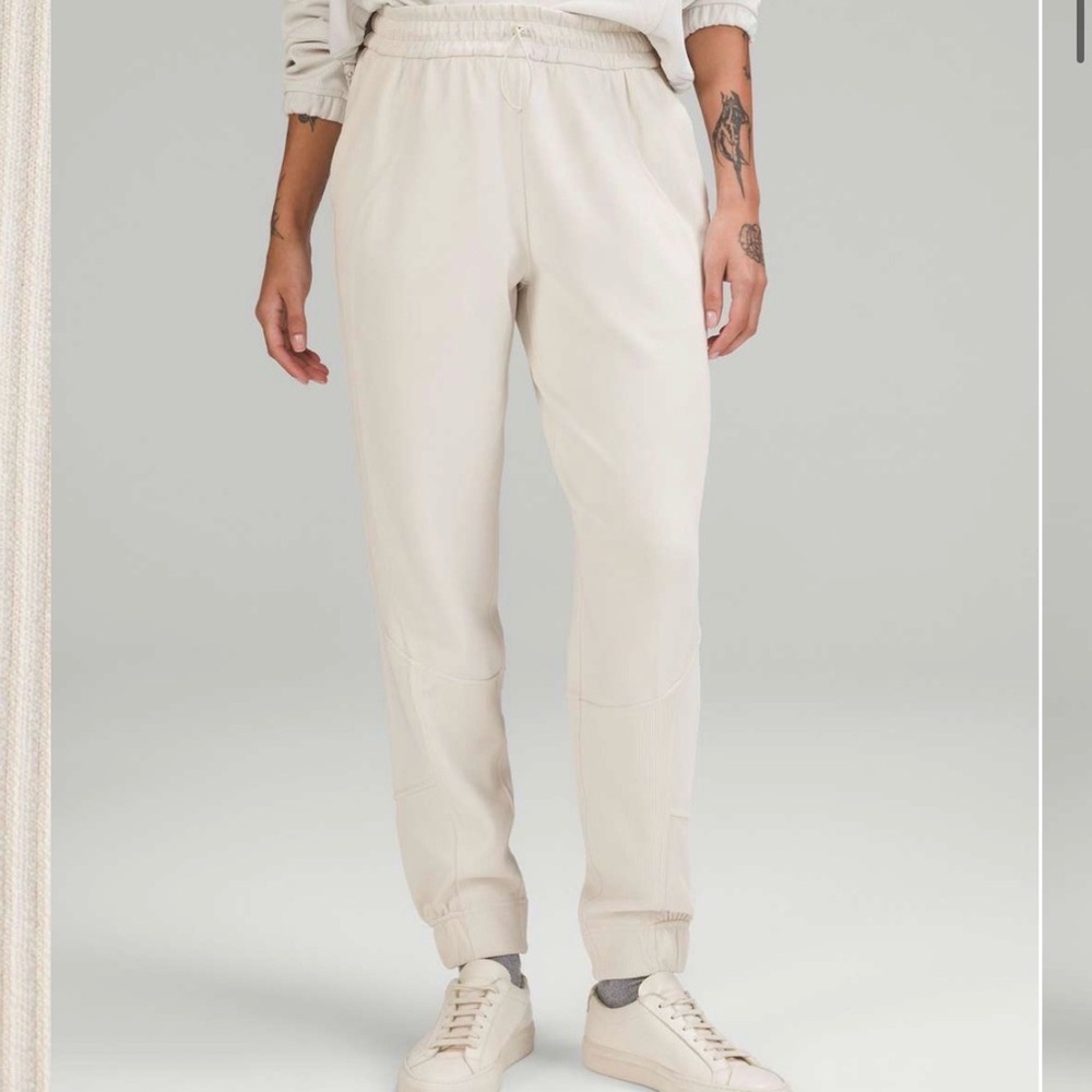 Lululemon Brushed Softstreme Ribbed High Rise Joggers